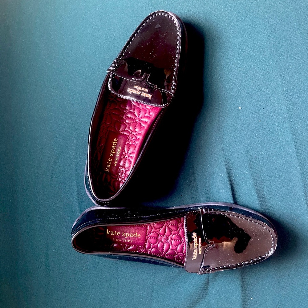 Size 6 kate spade Black patent leather loafer.